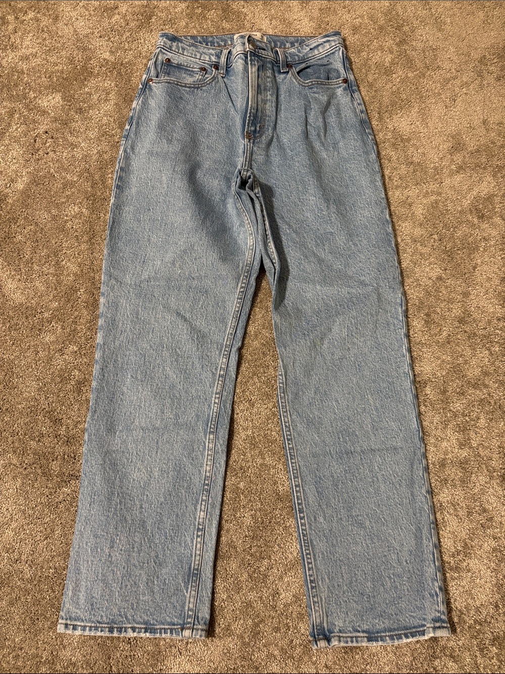 Abercrombie & Fitch Light Blue The ‘90s Straight Ultra High-Rise Women’s Jeans - Picture 2 of 6